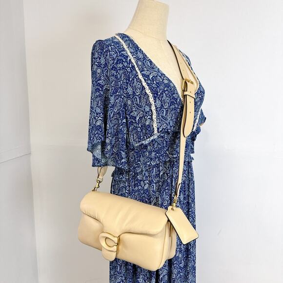 Coach C0772 Pillow Tabby Shoulder Bag 26 IN IVORY
